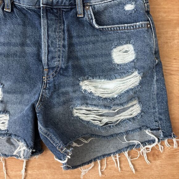 Free People Denim Shorts Womens Size 26 High Rise Distressed Jean Shorts Medium - Picture 2 of 8